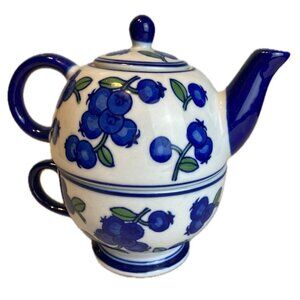 April Cornell Individual Tea Pot & Lid with Cup Blueberry Pattern Discontinued